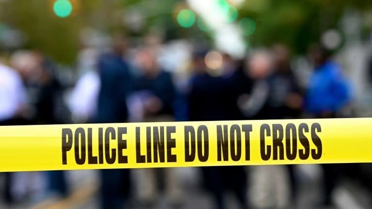 Un jeune homme noir retrouvé mort pendu, la police de Los Angeles enquête