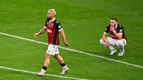 Andy Delort et Amine Gouiri à l'issue de la finale de la Coupe de France, le 7 mai