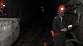 Des ouvriers chinois dans une mine de charbon (photo d'illustration)