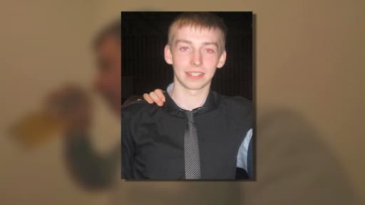 Jonny Byrne, étudiant de 19 ans s'est noyé près de Dublin lorsqu'il accomplissait sa "neknomination" le 1er février 2014.