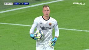 Dortmund - Barcelone : l'énorme parade sur penalty de Ter Stegen devant Reus