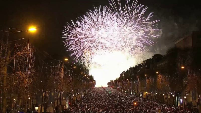 1 million de personnes hier soir sur les Champs-Élysées pour célébrer le passage en 2023