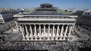 Le CAC 40 recule