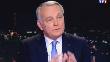 Le Premier ministre Jean-Marc Ayrault détaillait les enjeux de la remise à plat fiscale ce jeudi 19 décembre sur TF1.