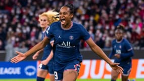 Marie-Antoinette Katoto buteuse avec le PSG contre le Bayern