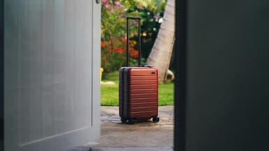 Valise rigide ou souple : laquelle choisir ?