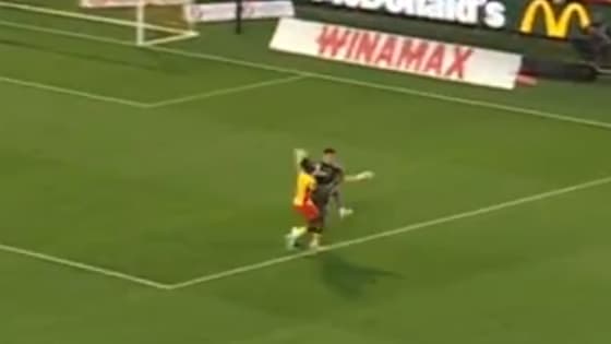 LENS-BREST: LA SORTIE KAMIKAZE DE MAJECKI QUI FAIT BASCULER LE MATCH