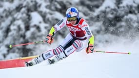 Alexis Pinturault lors de la 1re manche du slalom géant de Lenzerheide, en Suisse, le 20 mars 2021