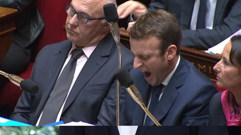 A l'heure de la sieste, Emmanuel Macron a eu du mal à refréner ses bâillements.