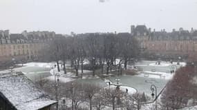 Neige à Paris : ce timelapse montre la place des Vosges devenir toute blanche