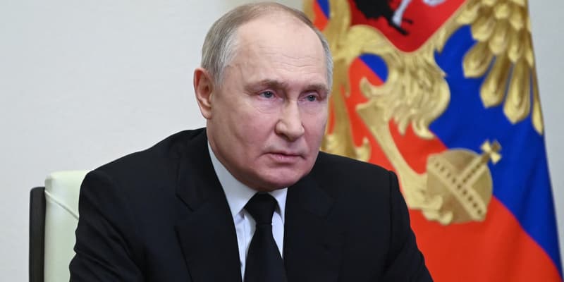 Vladimir Poutine s'exprime devant la presse au lendemain de l'attaque à Moscou, le 23 mars 2024. Photo d'illustration
