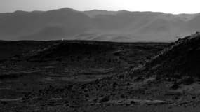 La photo prise par Curiosity sur Mars laisse apparaître un point lumineux, le 9 avril 2014.