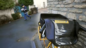 Un facteur à Caen en 2008 (image d'illustration). 