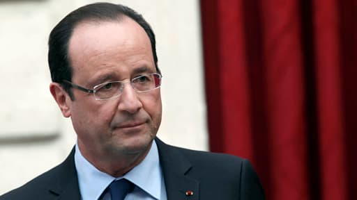 François Hollande le 21 décembre 2012. Le président se rend lundi aux Pays-Bas sans sa compagne, Valérie Trierweiler.