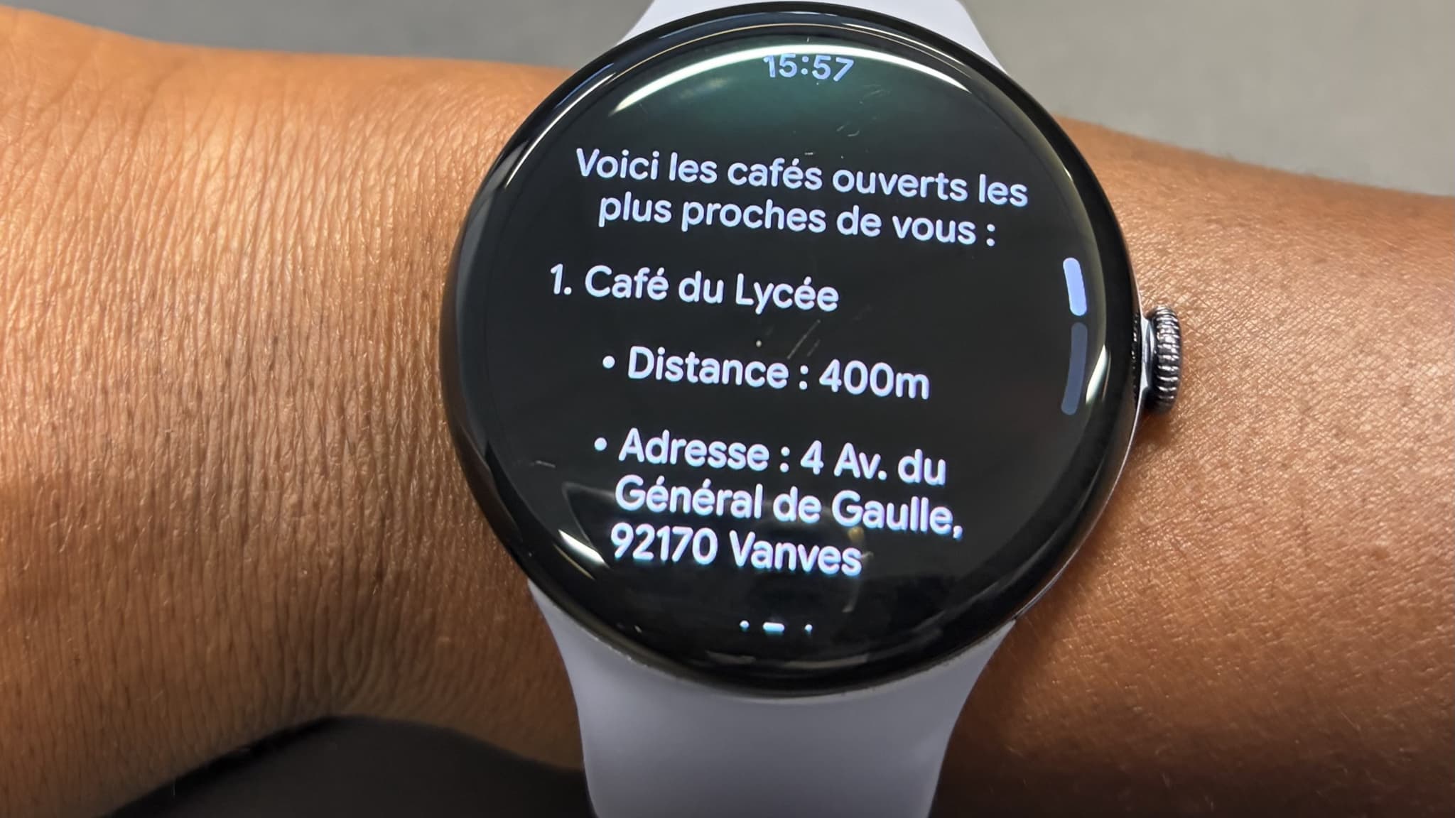 Gemini peut se connecter à plusieurs applications dont Maps.