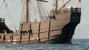 Une réplique du Santa Maria, le navire de Christophe Colomb, le 5 octobre 1991 à San Salvador Island, aux Bahamas.