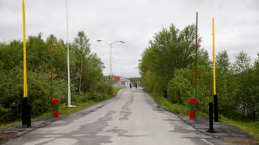 Au passage frontière entre la Russie et la Norvège, à Storzkog.