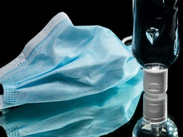 Le Rhône étend l'obligation de porter le masque.