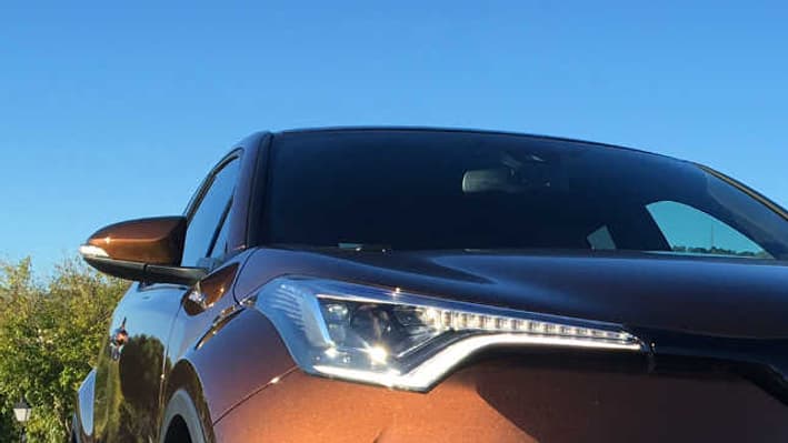 Toyota commercialise en France le C-HR à partir du 24 novembre. Toyota commercialise en France le C-HR à partir du 24 novembre.