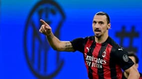 La joie de l'attaquant suédois de l'AC Milan, Zlatan Ibrahimoic, après un but marqué en Série A contre l'Inter Milan, le 17 octobre 2020 au stade San Siro