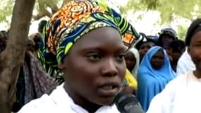 Deux lycéennes qui ont réussi à s'échapper après avoir été enlevées par Boko Haram ont pris la parole devant les mères de celles qui sont toujours retenues.