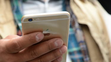 Aple a retiré sa mise à jour d'iOS 8, mercredi 24 septembre, après d'importants bugs.
