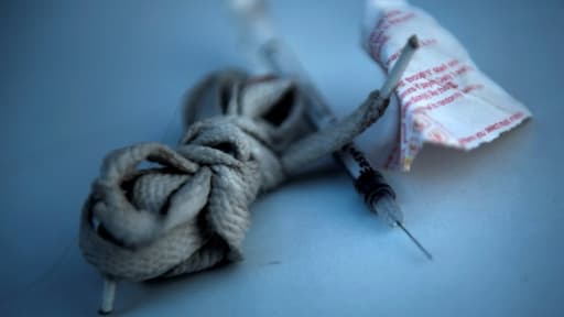 Le fentanyl est un produit synthétique mis en cause dans une épidémie de surdoses de l'Amérique du Nord à l'Australie, et dont la Chine serait l'un des plus gros producteurs mondiaux