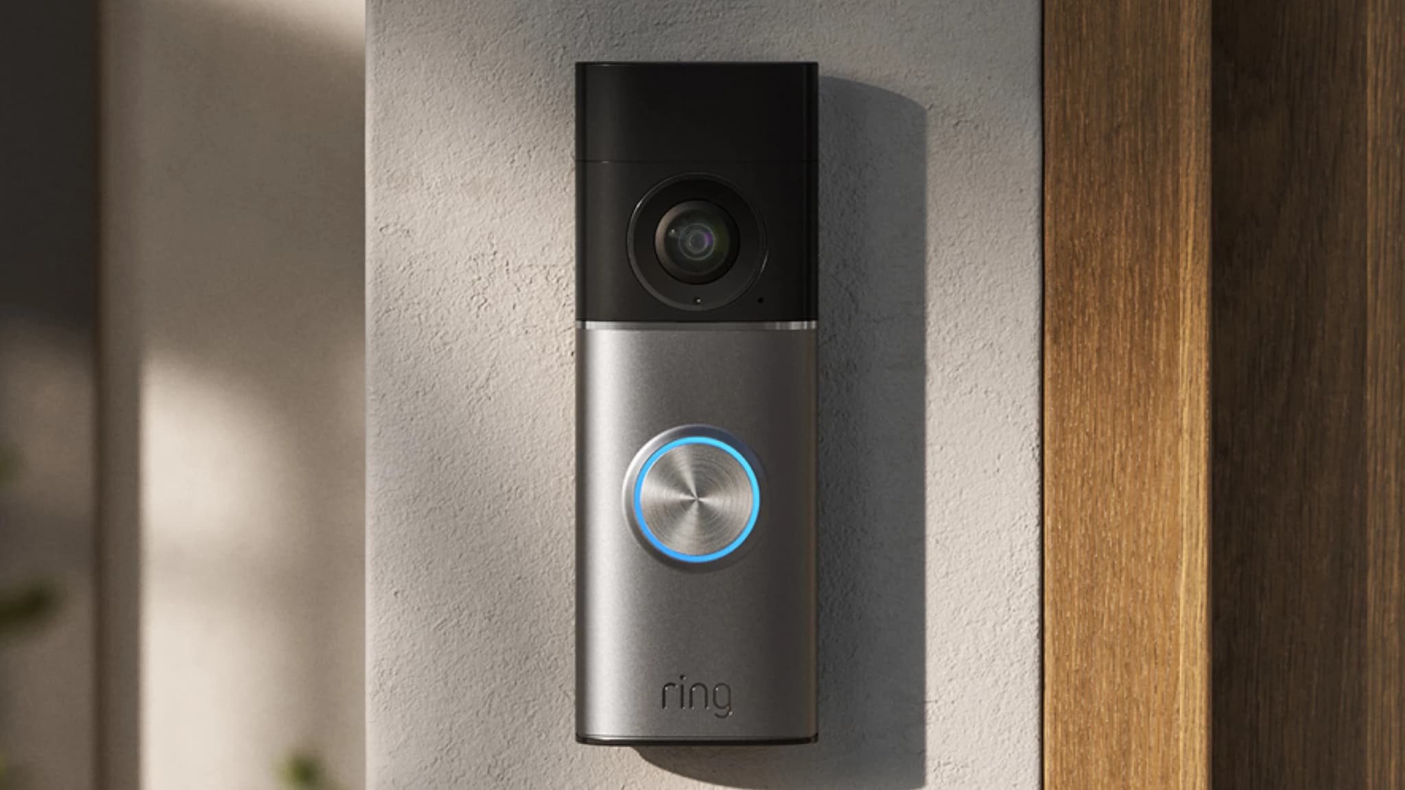 RING: AMAZON LANCE SES TOUTES PREMIÈRES CAMÉRAS 4K EN FRANCE, ÉVIDEMMENT DOPÉES À L'IA