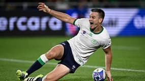 Johnny Sexton inscrit un essai lors d'Irlande-Tonga à la Coupe du monde de rugby, le 16 septembre 2023.