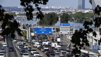 Des embouteillages sur l'autoroute A7 au sud de Lyon, ce vendredi 3 août.