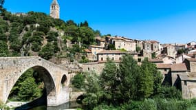 Commune Olargues en 2015. 