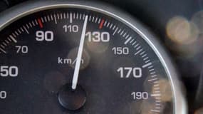 En juillet 2024 doit être généralisé un limiteur de vitesse intelligent, pour informer plus précisément les conducteurs sur la vitesse maximale autorisée.
