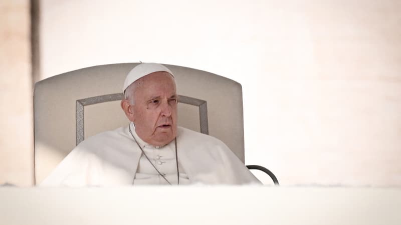 Le pape François s'exprime lors de son audience générale hebdomadaire sur la place Saint-Pierre au Vatican, le 11 octobre 2023.