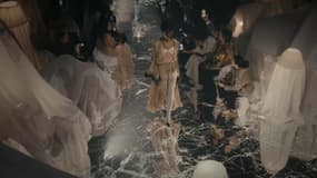 Défilé Valentino printemps-été 2025