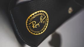 Le prix de ces lunettes Ray-Ban Clubmaster est en chute libre pour le retour du soleil