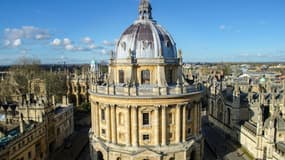 L'université d'Oxford pourrait délocaliser certains de ses enseignements en France.