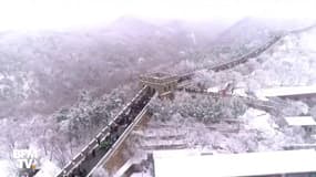 Un peu de poésie avec la Muraille de Chine sous la neige