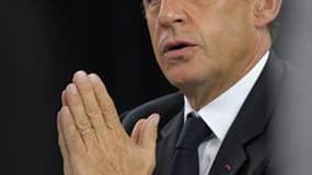 Chef de guerre en Libye, mari comblé au bras de sa femme enceinte, pompier de la zone euro en feu et candidat à sa réélection encouragé par des sondages frémissants : l'été s'annonce plutôt bon pour Nicolas Sarkozy. /Photo prise le 23 juin 2011/REUTERS/Ph