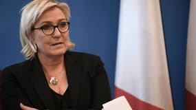 Marine Le Pen le 8 décembre 2017 au QG du FN à Nanterre.