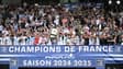 Les joueurs de Montauban avec le bouclier de Pro D2, le 7 juin 2025.