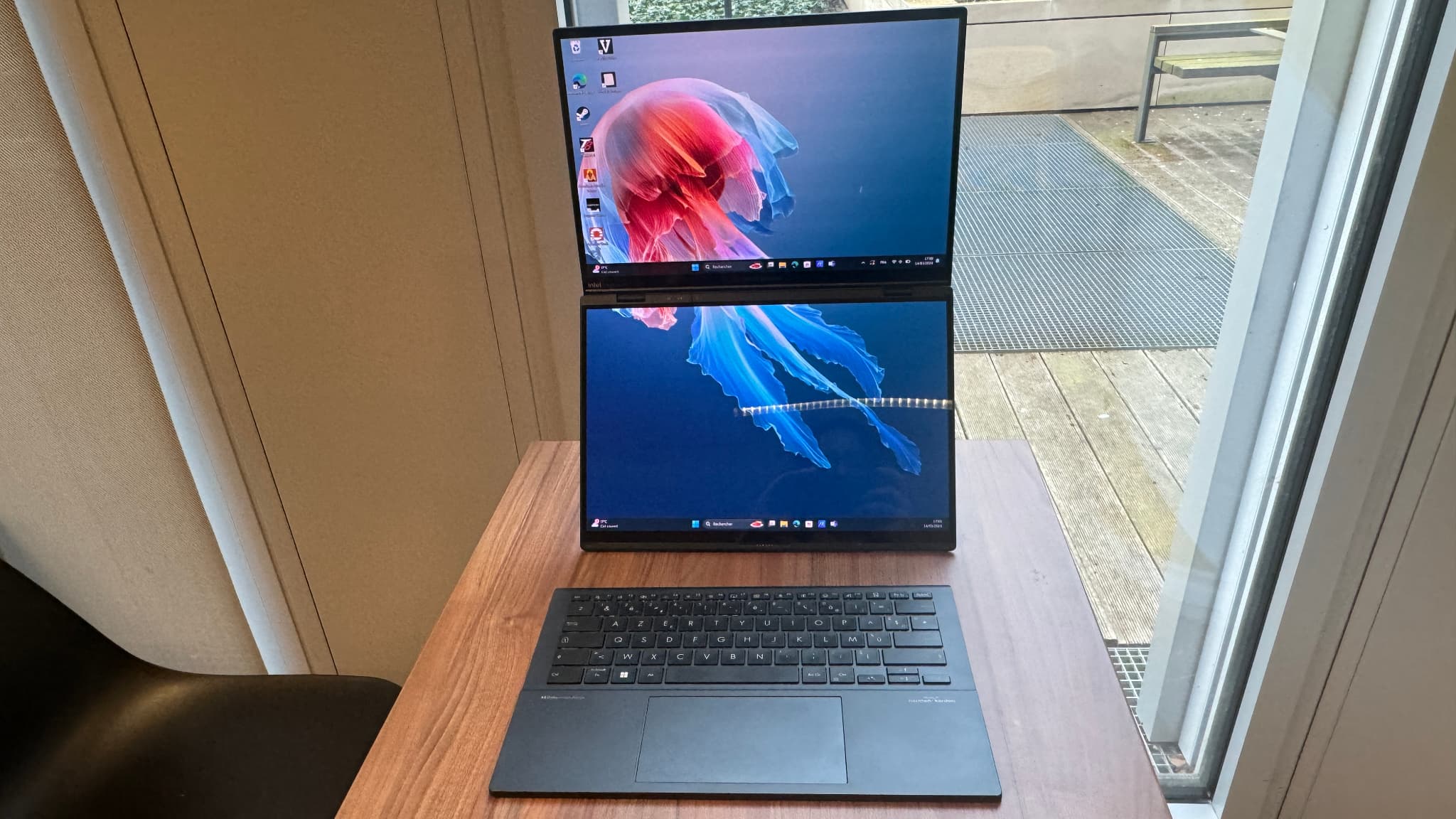 Asus Zenbook Duo 2024