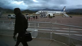 Les quatre aéroports et les six ports de Corse étaient bloqués jeudi après-midi par un mouvement social lancé par le syndicat des travailleurs corses