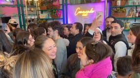 Les participants de la Coffee Party de Piada Confluence à Lyon, le 16 mars 2025.