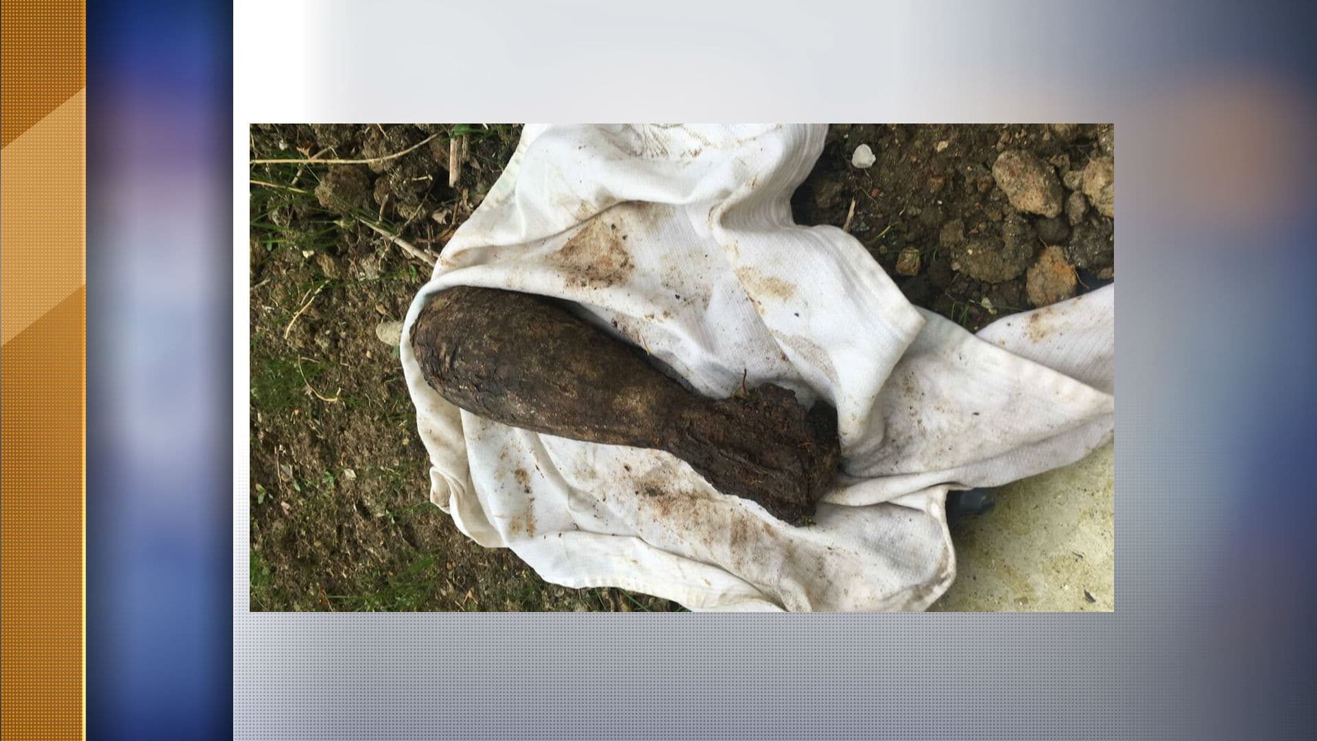 L'obus trouvé dans le jardin par les deux petites filles.
