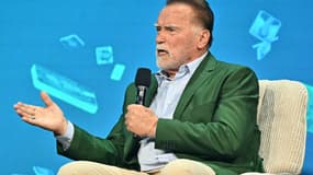 L’acteur, Arnold Schwarzenegger, prend la parole lors d’une table ronde au cours du Sommet mondial autrichien qui se tiendra à Vienne, en Autriche, le 3 juin 2025.