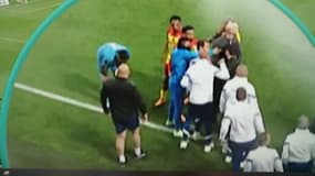 La gifle de Dimitri Payet sur Yannick Cahuzac lors de Lens-OM.