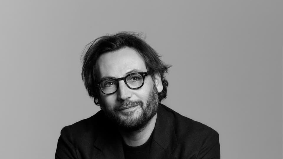 L’homme derrière le succès des parfums Sauvage et Miss Dior: Yann Musquin succède à Romain Spitzer à la tête de LVMH Fragrance Brands