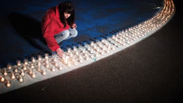 La tradition des lumignons est maintenue à Lyon, malgré l'annulation de la Fête des Lumières (illustration).