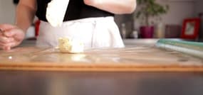 Beurre composé sucré ou salé : ingrédients et préparation (Vidéo)
