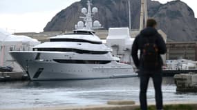 Le yacht Amore Vero lié à Igor Setchine, patron du géant énergétique russe Rosneft et saisi par la France, à la Ciotat le 3 mars 2022 